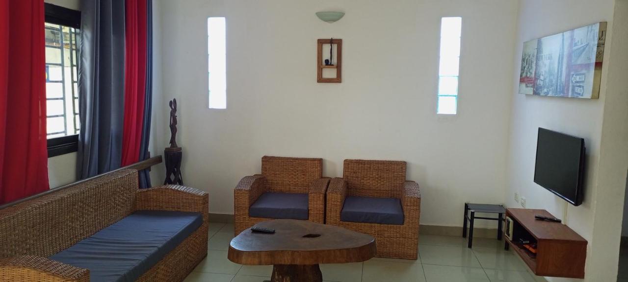Maison De Vacances Maleh Kribi Buitenkant foto